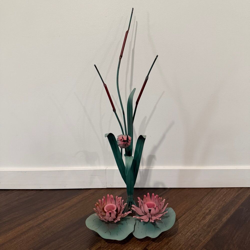 Vintage Tole Metal Lily Pad Cattail Lotus Candleholder Sconce Wall Hanging
